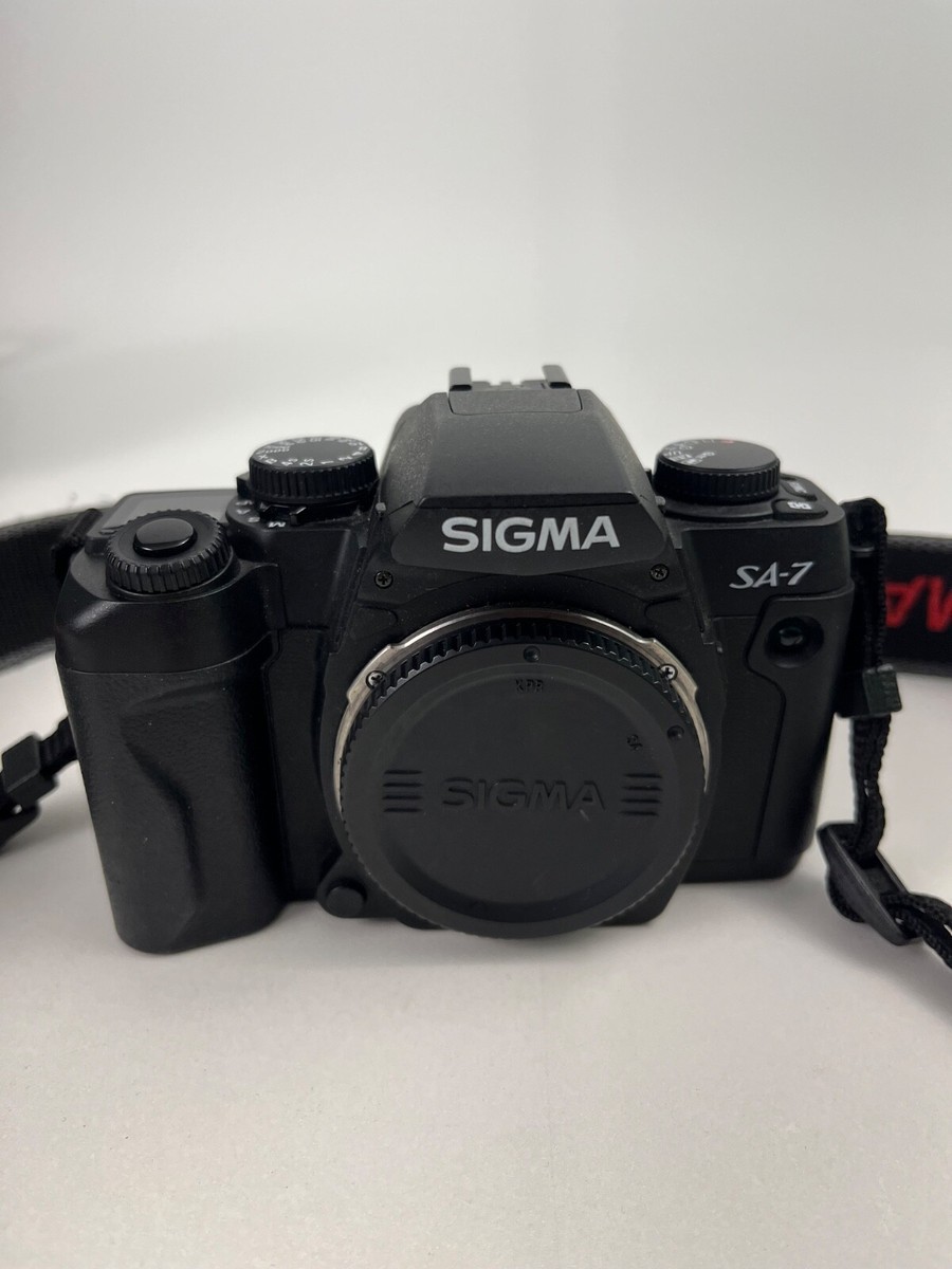 Sigma SA-7 SLR Film Camera w/ 28-80mm Macro and 100-300mm DL Lens