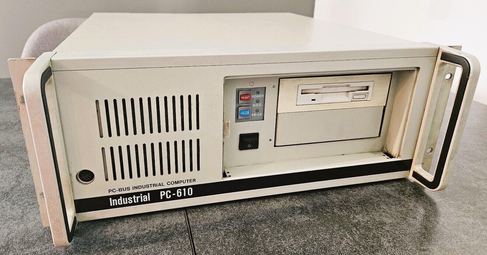 Old High-end Complete Retro Vintage 486 Industrial PC