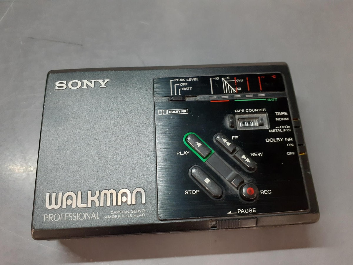 SONY WM-D3 Sony Retro WALKMAN cassette player professional 1985 | eBay