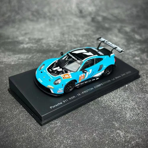 Spark 1/64 Porsche 911 RSR-19 Proton Competition #16 2023 Le Mans Car Model - Picture 1 of 8