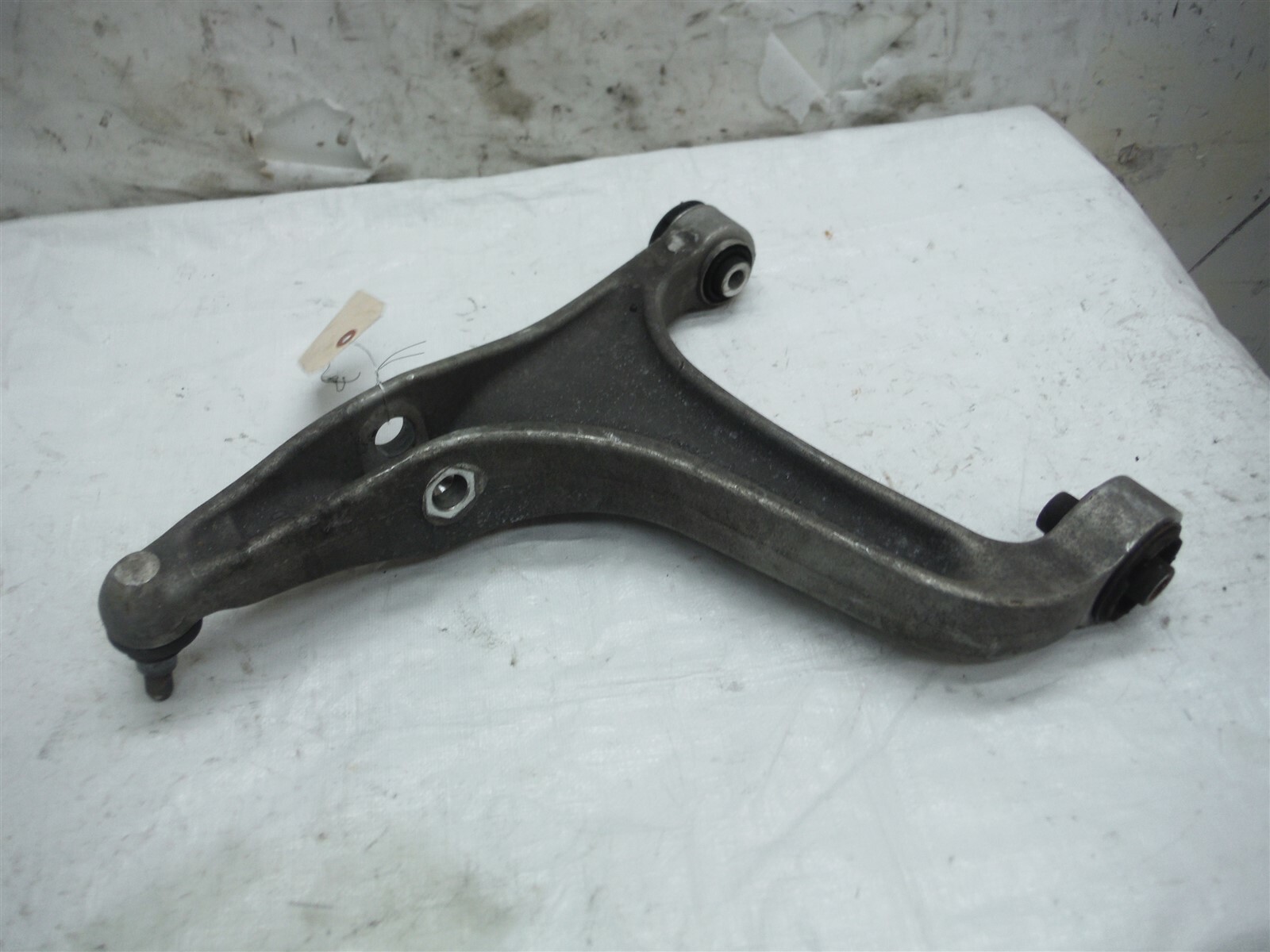 2014-2017 MASERATI GHIBLI PASSENGER RIGHT FRONT LOWER CONTROL ARM 06700071790