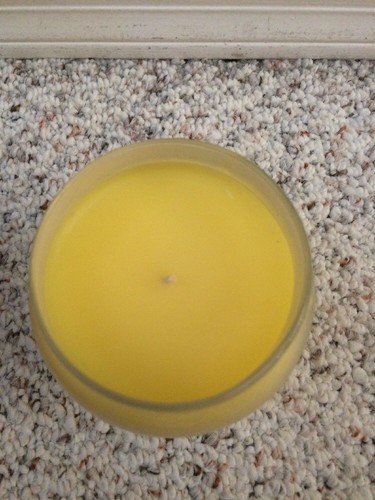 Brand New Large Glass Pineapple Scented Glass Candle 16oz 453g - Picture 2 of 5