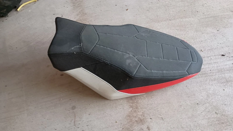 Сиденье 14-23 Polaris Rush 800 600 Pro S Axys X Switchback RMK черное красно-белое - Изображение 3 из 4