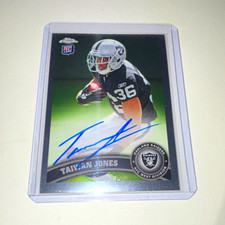 Topps 2011 Chrome Taiwan Jones Oakland Raiders #61 Rookie Autograph NFL Card. rookie card picture