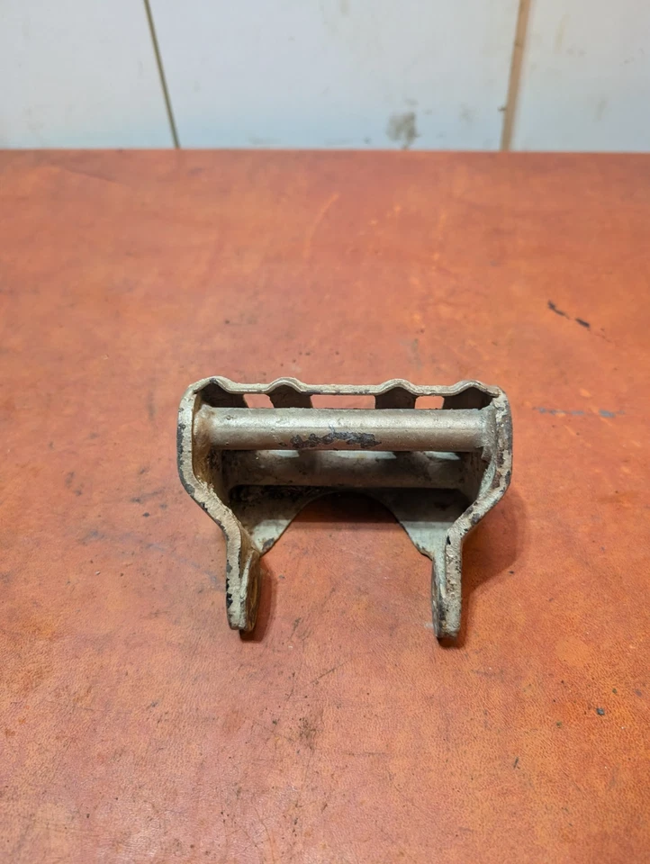 YAMAHA XS650 TX650 74-1983 CABIDE DIANTEIRO INFERIOR MOTOR SUPORTE DE PERMANÊNCIA - Imagem 4 de 4