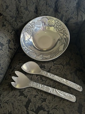 Wilton Armetale #366106 Fruit Pewter 3 Pc Salad Set 12.5  Bowl Salad Fork/Spoon
