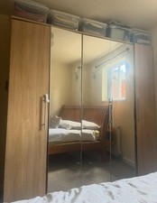 Prague 5 Door Wardrobe With Mirror ( 60% RRP £449 - BARGAIN ** )
