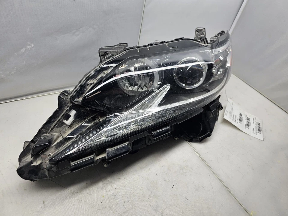 2016-2018 LEXUS ES350/ES300H HALOGEN HIGH BEAM LEFT / DRIVER HEADLIGHT - Image 2 of 4