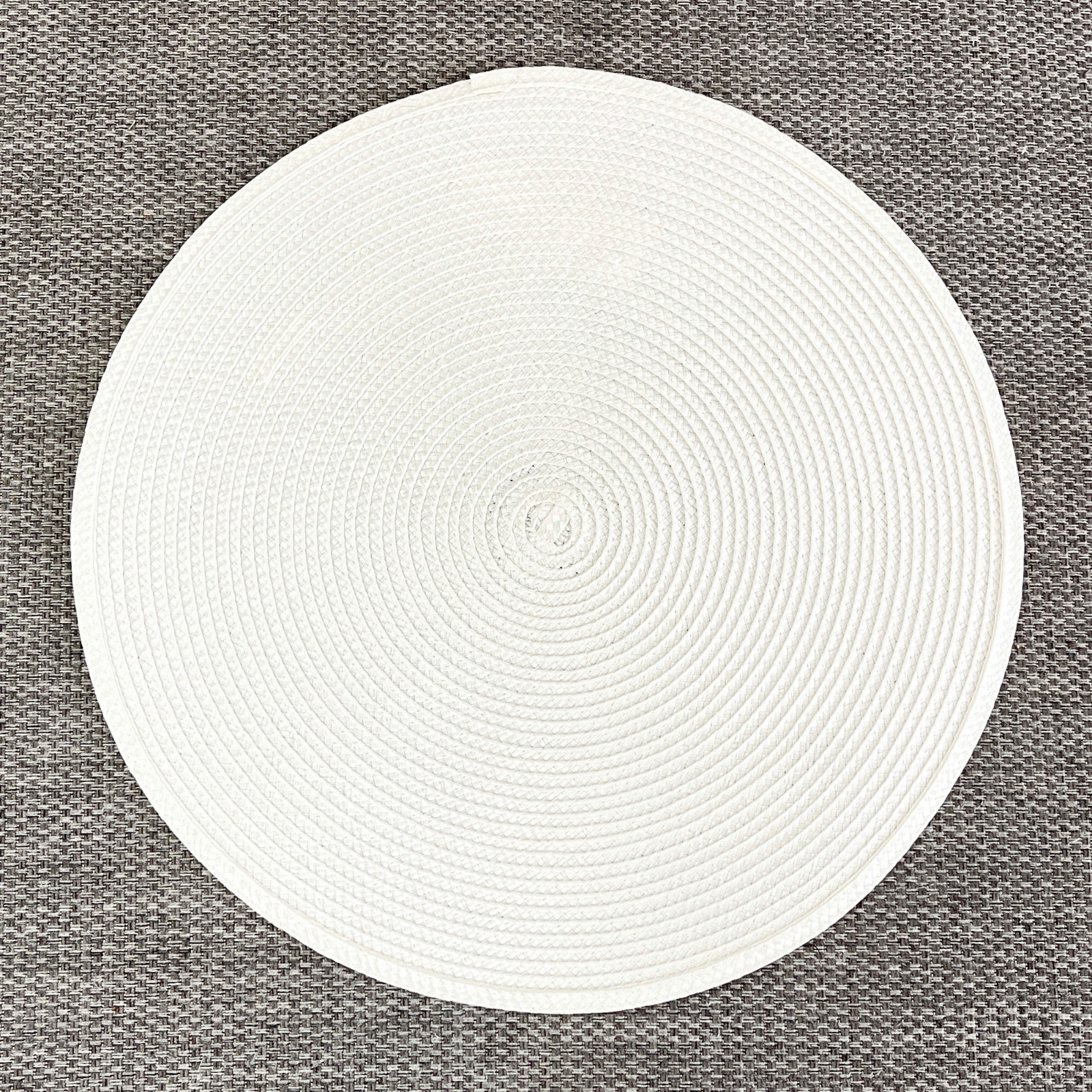 Set of 6 White Round Woven Placemats Dining Table Place Setting Mats Trivet Gift