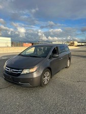 2016 Honda Odyssey SE Minivan 4D