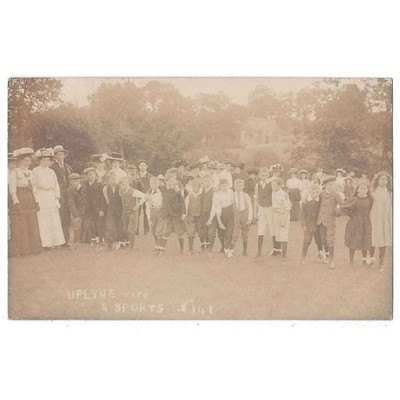 UPLYME Fete & Sports Day, Dreibeinrennen, RP Postkarte von Humphries unbenutzt