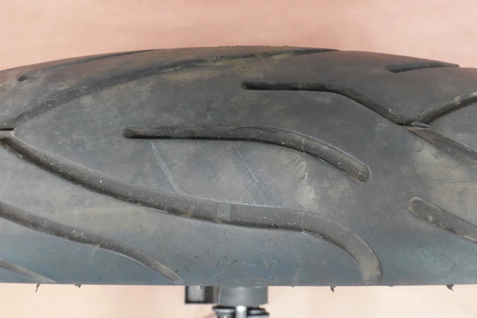 2001-2005 Harley Davidson Softail Deuce FXSTDI Front Wheel Rim Tire 80/90-21 - Image 2 of 4