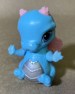 Ever After High Dragon Games Darling Team Hero Wing Dragon Baby W/Bobble Wings
