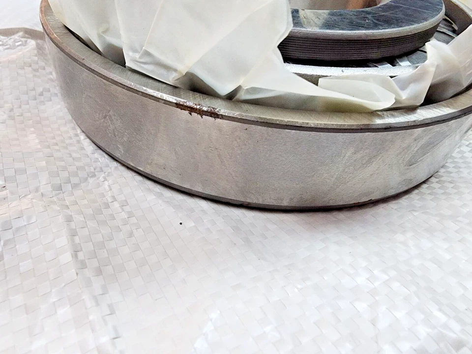 Rodamiento de rueda de rodillos cónicos 30317A NUEVO ABIERTO SIN CAJA FLT 30317 Foto 4 de 4