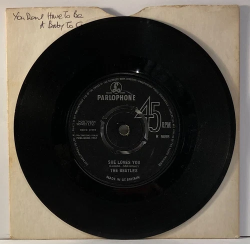 The Beatles She Loves You Parlophone 45 John Lennon Paul McCartney Original