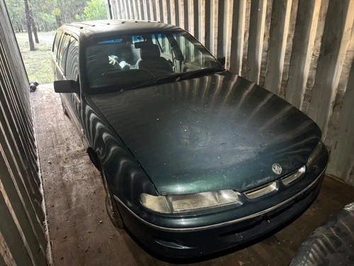 Commodore VS V8 Berlina Wagon suit VB VC VH VK VL VN VP VR VT Holden HQ LX Buyer