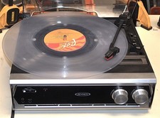 JENSEN MODEL JTA-232, 3 SPEED SEREO TURNTABLE W SPPEAKERS  USB NEW in BOX