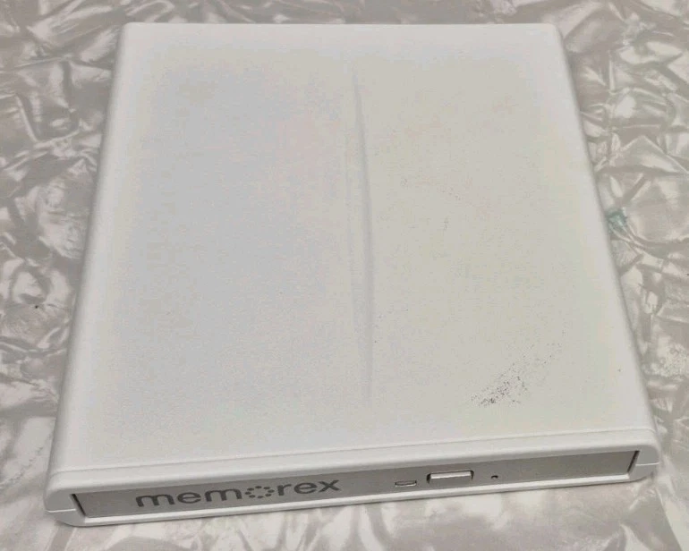 Memorex Slim 外置 CD/DVD 刻录机型号 MRX-650LE V4 和宣传册 — 第 4/4 张图片