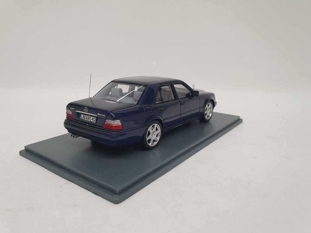 ミニカー Merecedes-Benz AMG 6*6 1:43 SPARK SPARK B66960407 MERCEDES BENZ AMG GT ROADSTER 1/43 | eBay