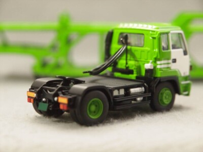 Tomica Limited Vintage NEO ISUZU 810 EX LV-N225a ASZ022 CAR