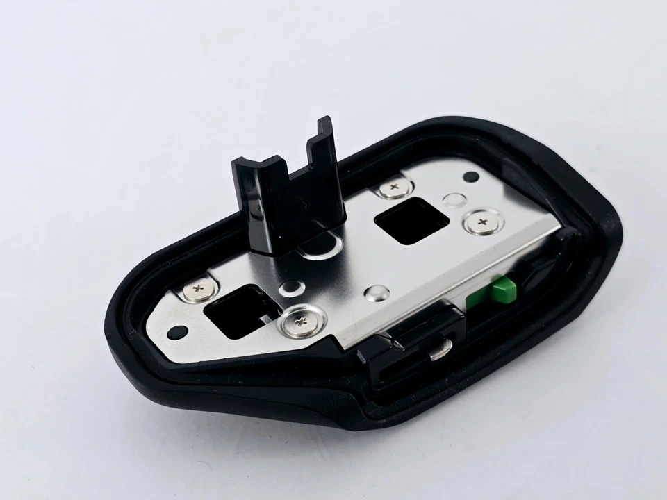 🌸[Sin usar] Cubierta de cámara de batería Nikon BL-6 para D6 D5 D4S D4 de JAPÓN Foto 2 de 4