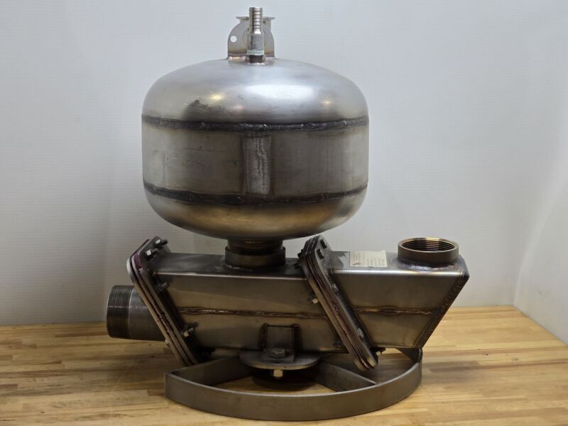 Pitbull Industrial Pumps Model T3C Pneumatic Displacement Pump, 3" NPT