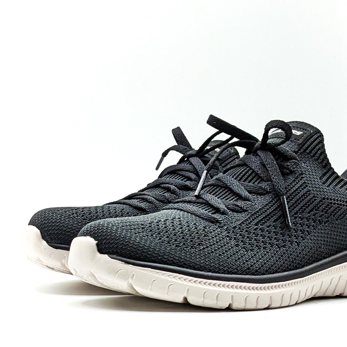 Skechers “Virtue” Women's Stretch Knit Hands Free Swift Fit