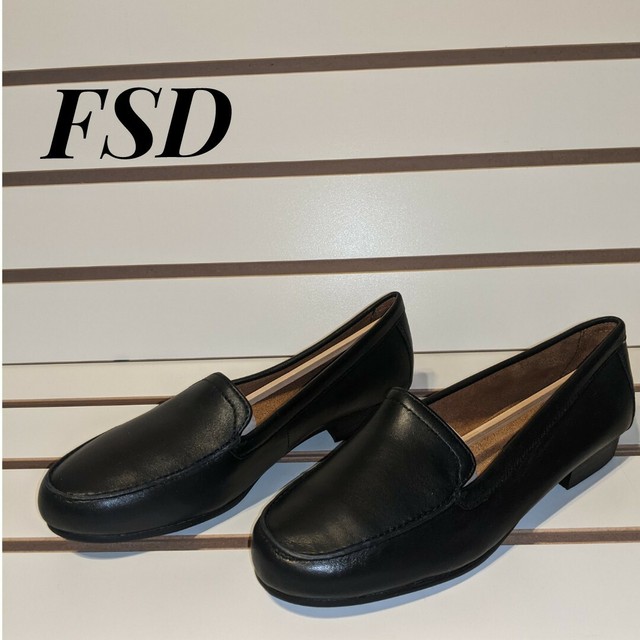 naturalizer simmons loafer