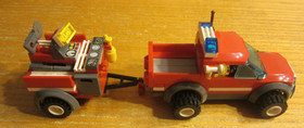Lego Incomplete Set 7942 City Town Fire Off Road Fire Rescue WITH 1 MINIFIGURE