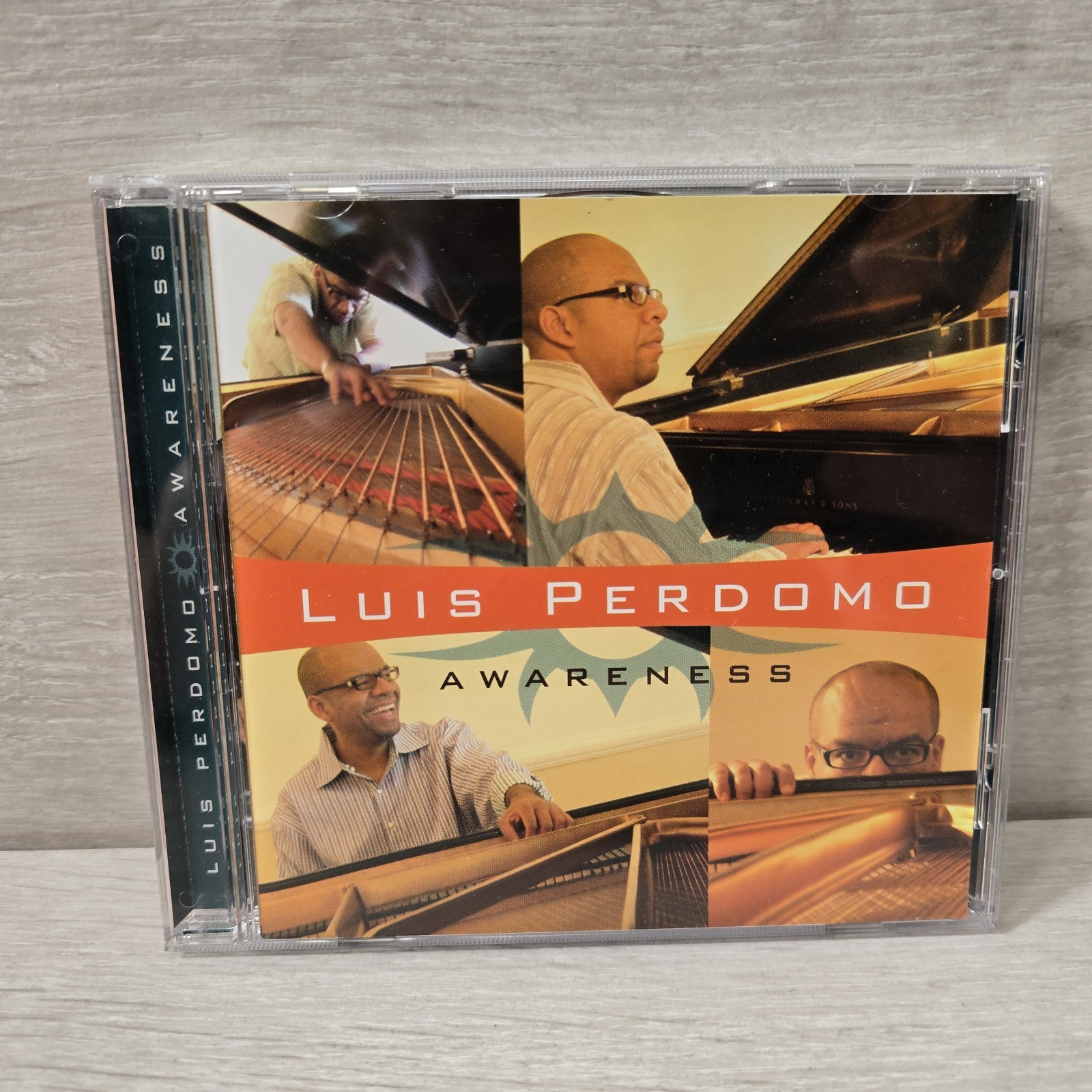 Luis Perdomo - Awareness - CD 2006 11 Tracks Very Good Condition