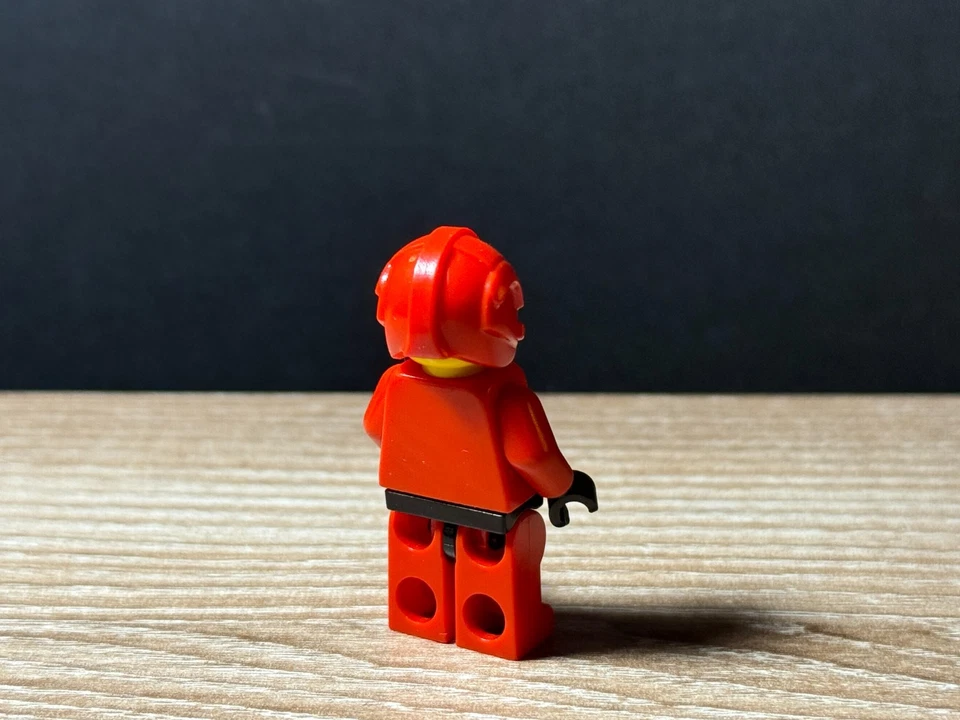 LEGO Star Wars T-16 Skyhopper Pilot Minifigure sw0077 Rare Vintage - Image 2 of 2