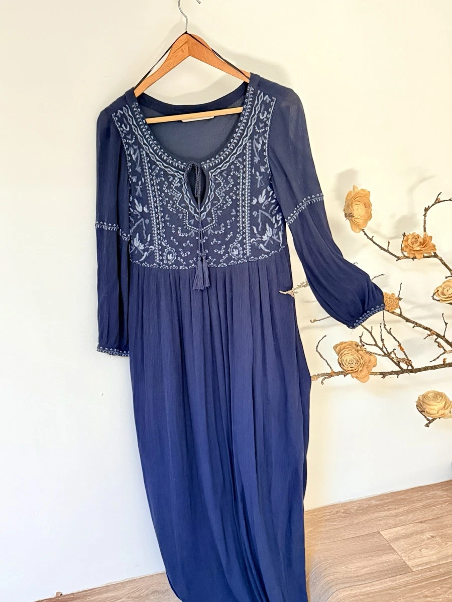 dress with long sleeve under Maxi Slip Dress Black / XS