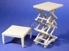 Resicast 1/35 Elevating Lift Table and Steel Tables Workshop / Warehouse 352413