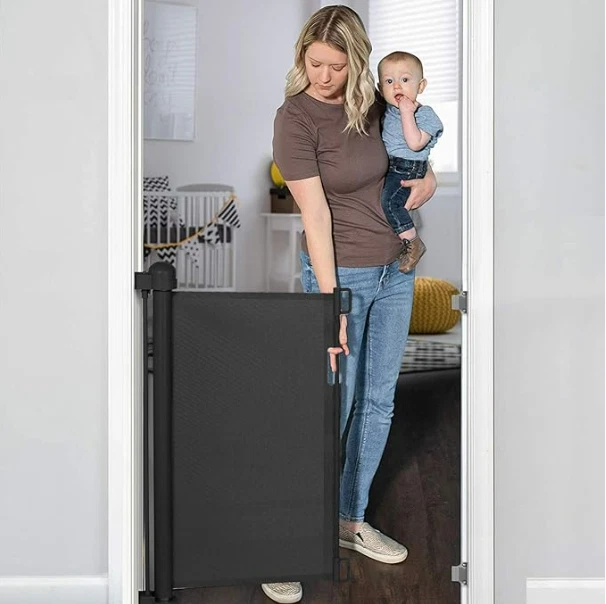 Retractable Mesh Baby Gate 33” x 55” Yoofor Pet Gate in Box - Black
Opens in a new window or tab