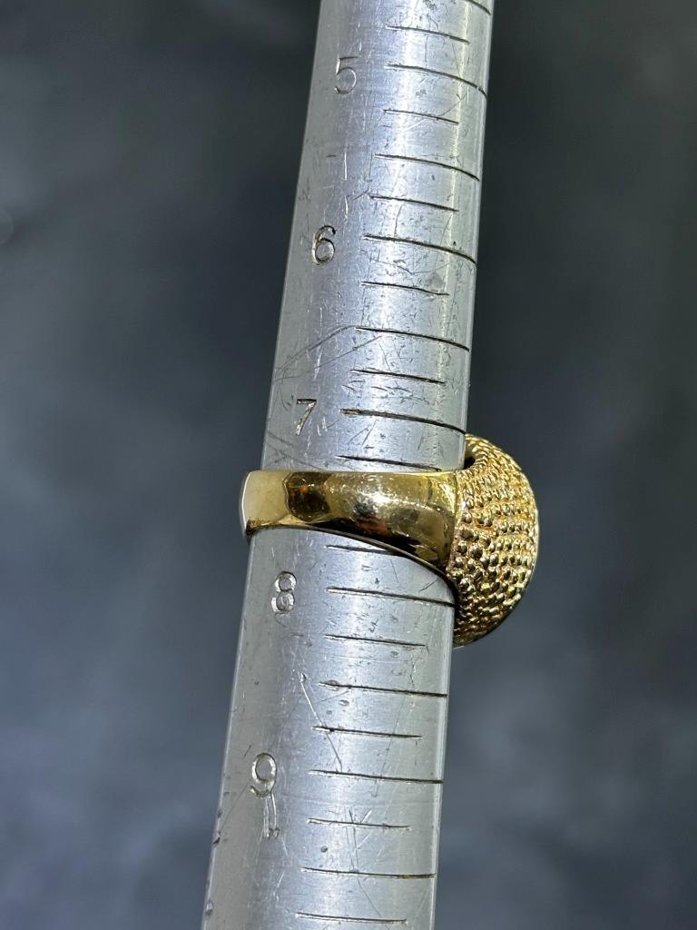 Picture 11 of 24