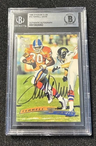 1996 Stadium Club #72 TERRELL DAVIS Beckett BAS BGS Signed Card Auto WOW!