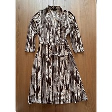 BCBGMAXAZRIA Brown White Abstract Stripe Wrap Dress Long Sleeve Small