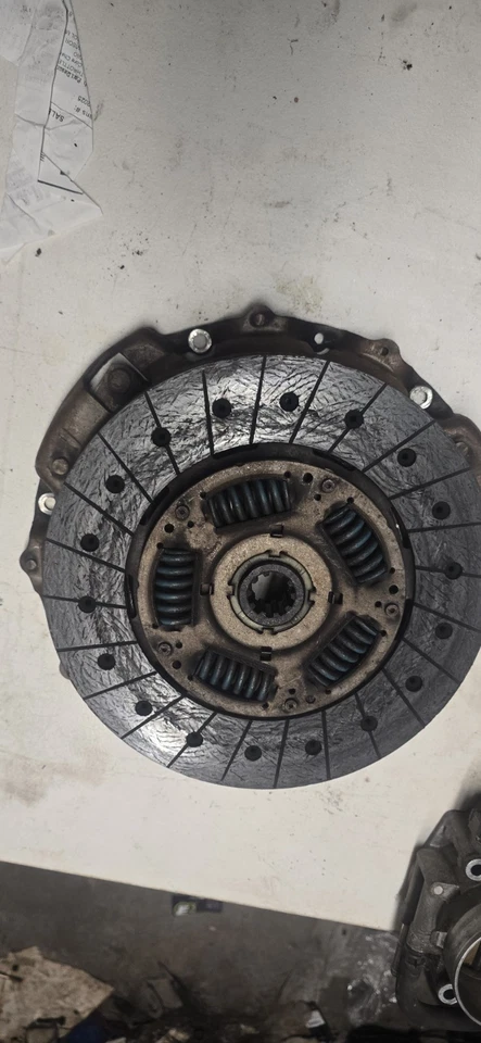 Disco de embrague y cubierta Ford Mustang 4,6 L MT 1996-01 Foto 4 de 4