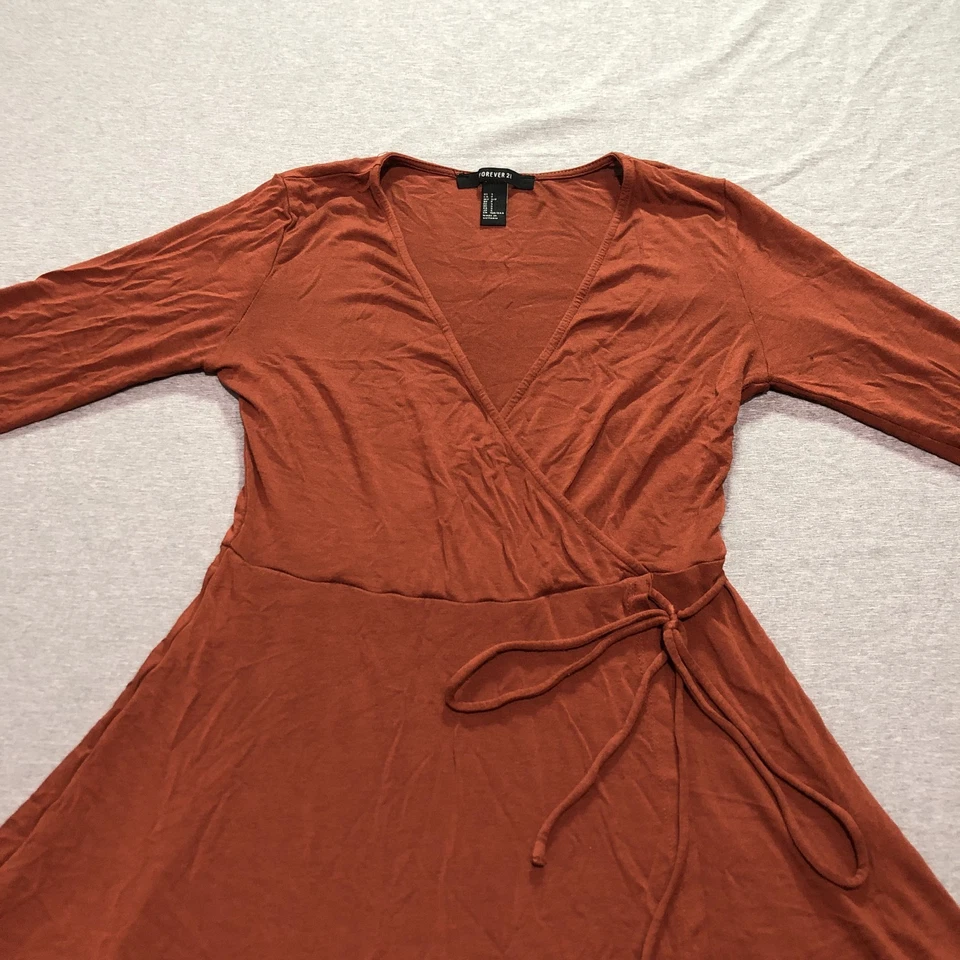 Vestido envolvente Forever 21 para mujer pequeño boho campesino hippie femenino indie marrón Foto 4 de 4