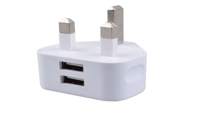 MicroConnect PETRAVEL36 Dual USB charger 2.4 A UK