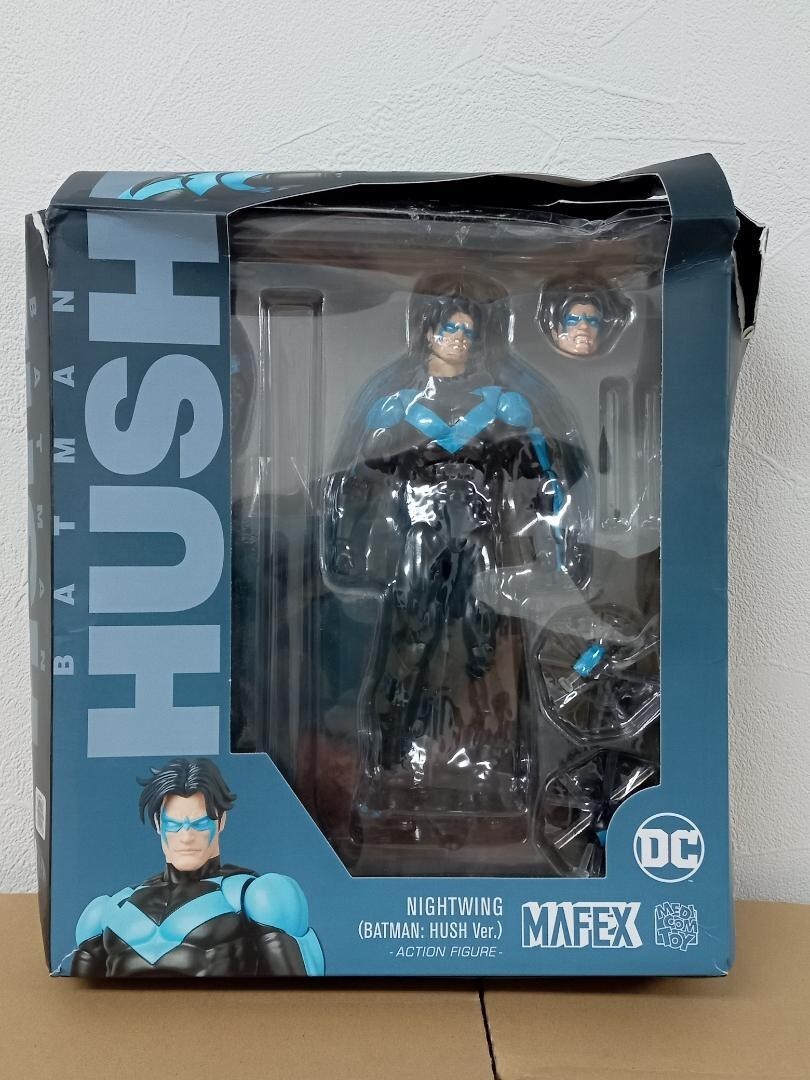 BATMAN HUSH マフェックス MAFEX NIGHTWING No175 MAFEX Batman Hush Nightwing No175 Action Figure Mint