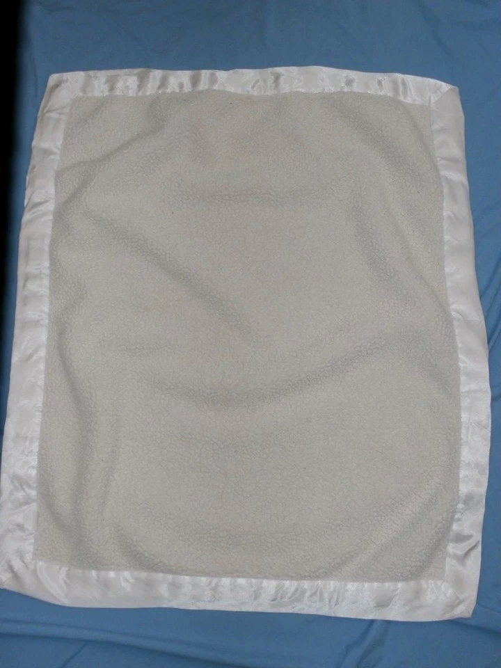 Manta Bebé Little Giraffe Crema Sherpa Borde Satinado 32" X 28" Niño Niña Foto 4 de 4