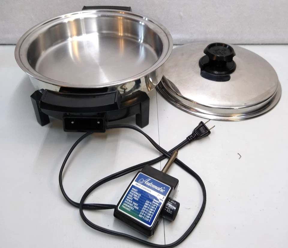 Sartén eléctrica vintage Lustre Craft núcleo líquido sartén con tapa de ventilación de vapor Foto 2 de 4