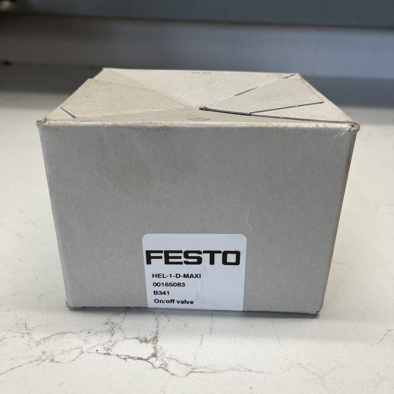 (FACTORY SEALED BOX) Festo 165083 HEL-1-D-MAXI On/Off Valve