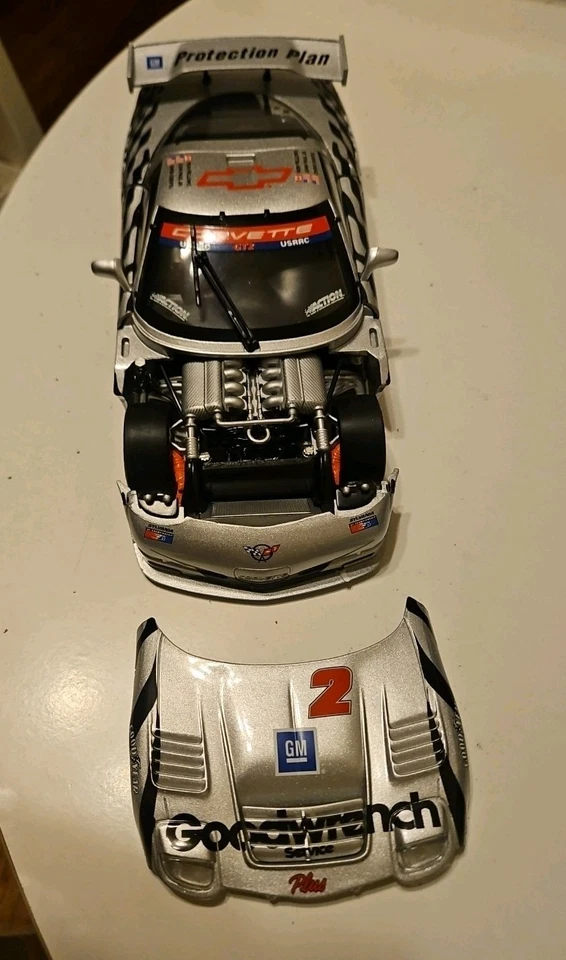 Corvette C5-R GT2 #2 Fellows Silver GT Action Racing escala 1/18 diecast 2000 Foto 4 de 4