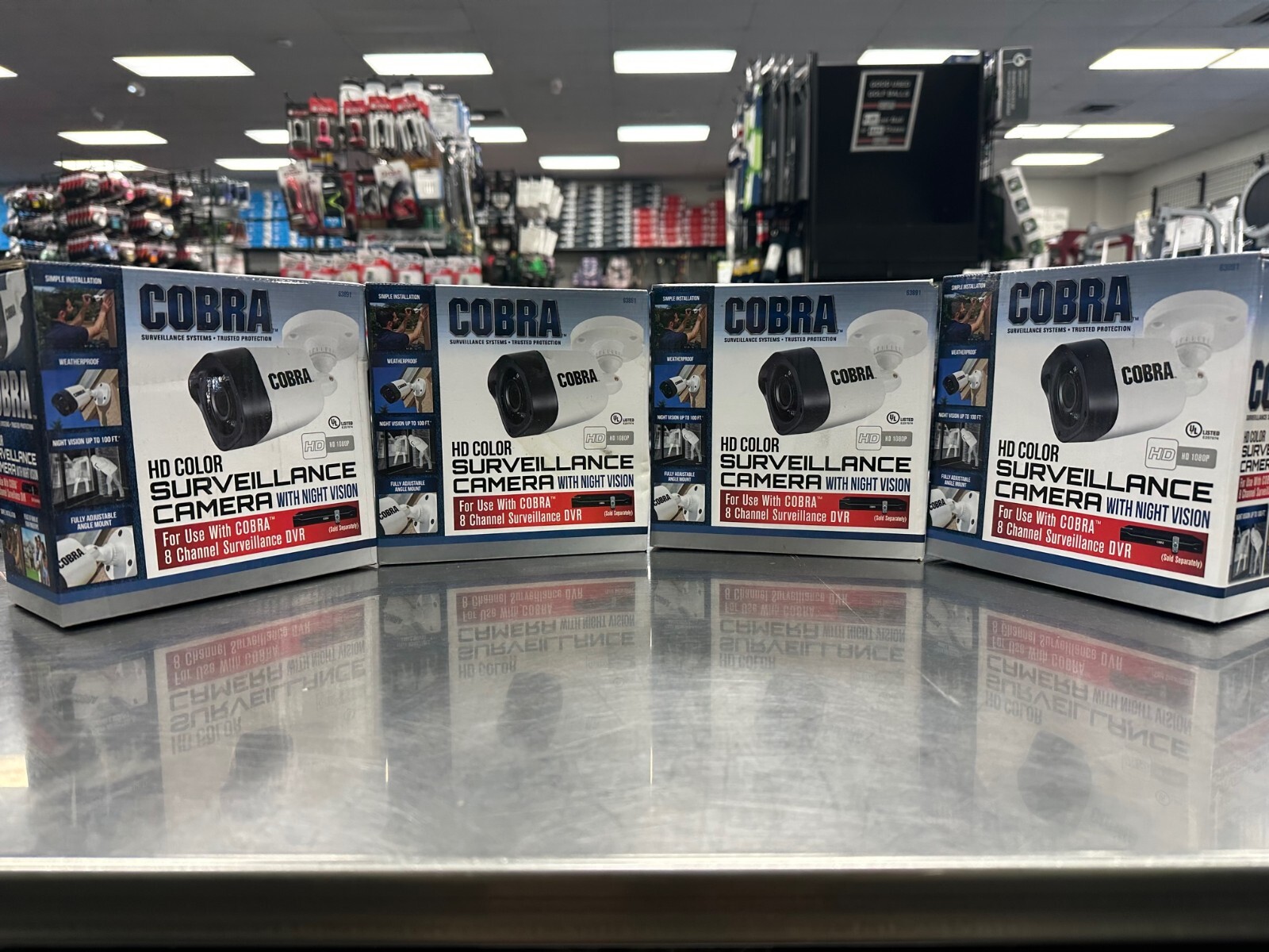 LOT OF 4 COBRA 63891 HD COLOR SURVEILLANCE CAMERAS +NIGHTVISION CABLE