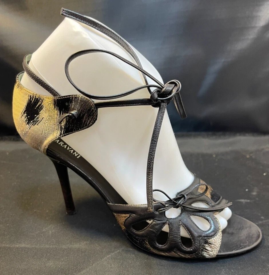 Valentino Garavani Leather Bow Tie Stiletto Heels Size 38.5 - Image 4 of 4