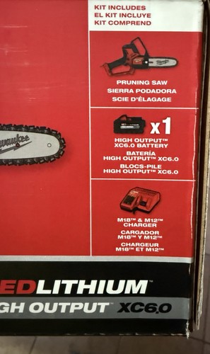 Milwaukee M18 FUEL 8 in. Brushless HATCHET Pruning Saw Kit 6AH 3004-21P - Picture 5 of 10