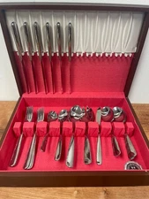 22 Piece International Silver Company Flatware Set in Box Stainless