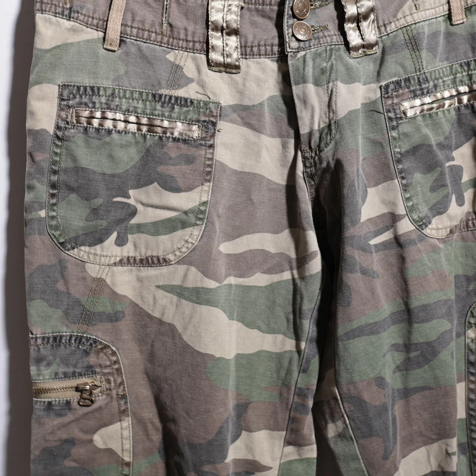 Pantalones Camuflados De Colección Y2K Sello Húmedo Tiro Bajo Años 2000 Carga Bratz Cordón Dobladillo Retro M Foto 4 de 4